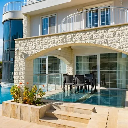 빌라 Crystal Water Deniz Saray 2- *